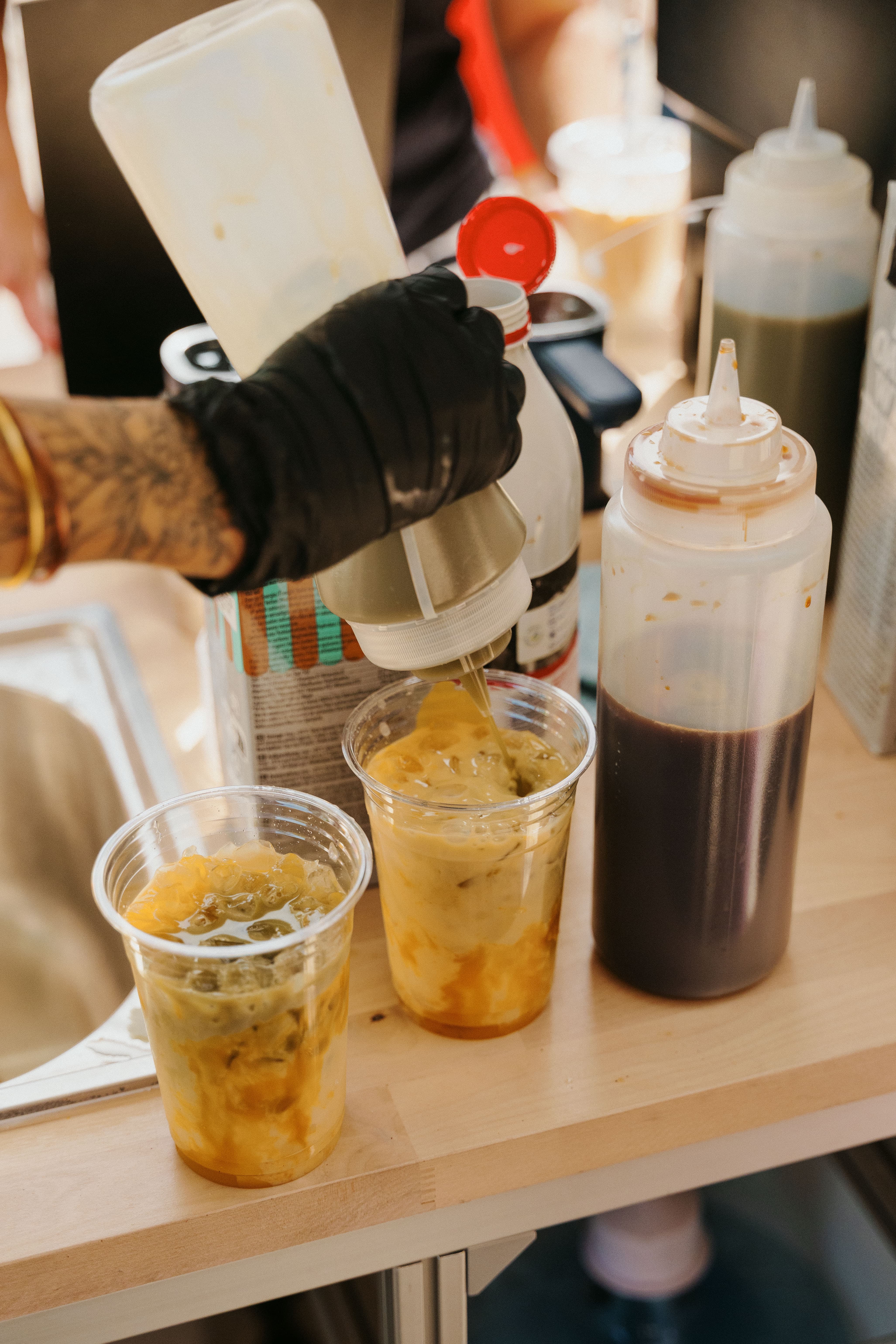 Préparation de boissons glacées au matcha
